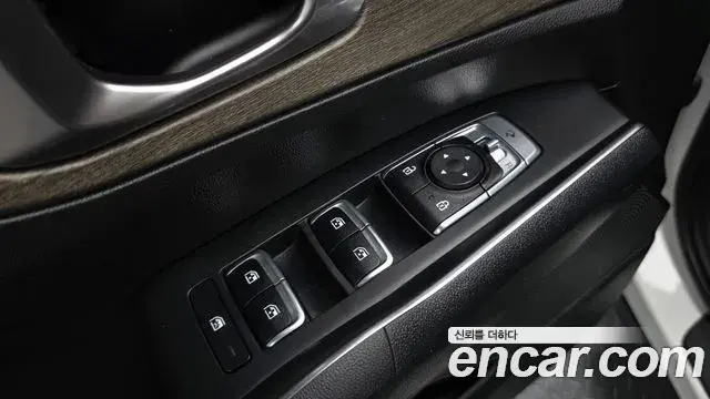 Kia Sorento 2021 — Фото 18/20
