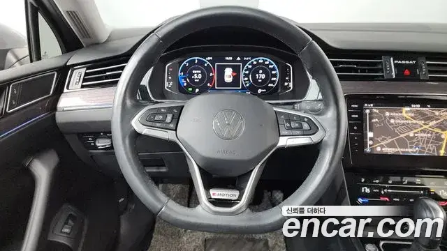 Volkswagen Passat GT 2022 — Фото 12/20