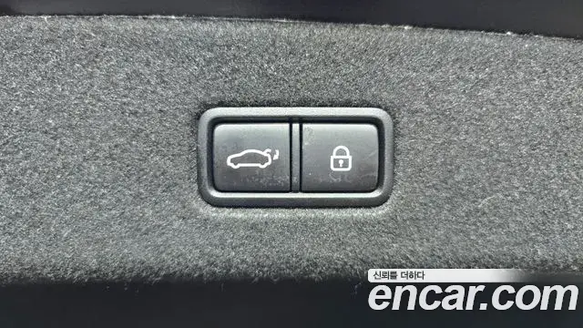 Kia The K9 2019 — Photo 8/32