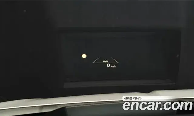 Kia Carnival 2024 — ფოტო 14/20