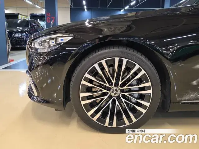 Mercedes-Benz S-Class 2021 — Фото 6/17
