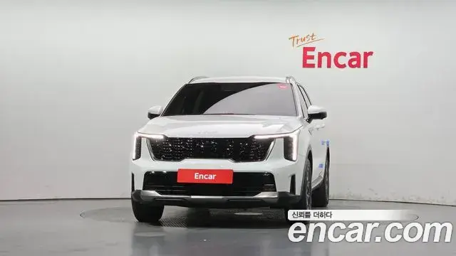 Kia Sorento 2023 — Фото 3/20