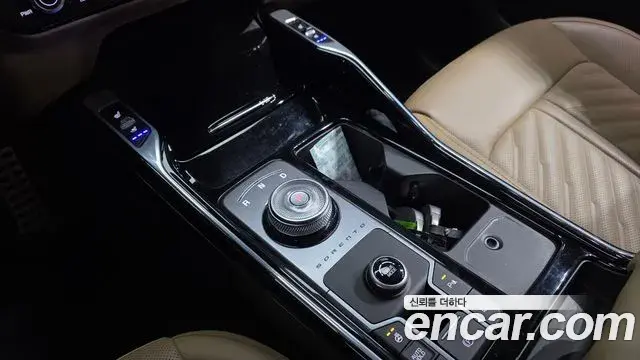 Kia Sorento 2023 — Фото 9/20