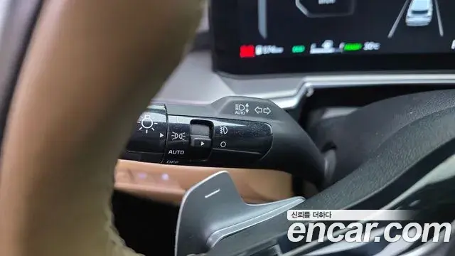 Kia Sorento 2023 — Photo 7/38