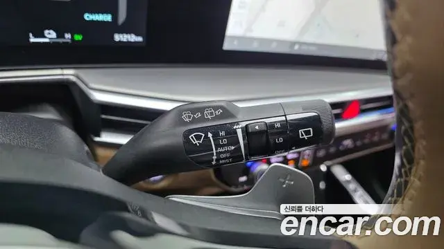 Kia Sorento 2023 — Photo 33/38