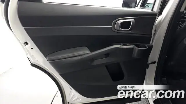 Kia Sorento 2024 — Photo 26/34