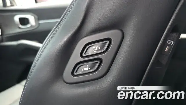 Kia Sorento 2024 — Photo 32/34