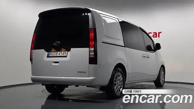 Hyundai Staria 2021 — Photo 2/20