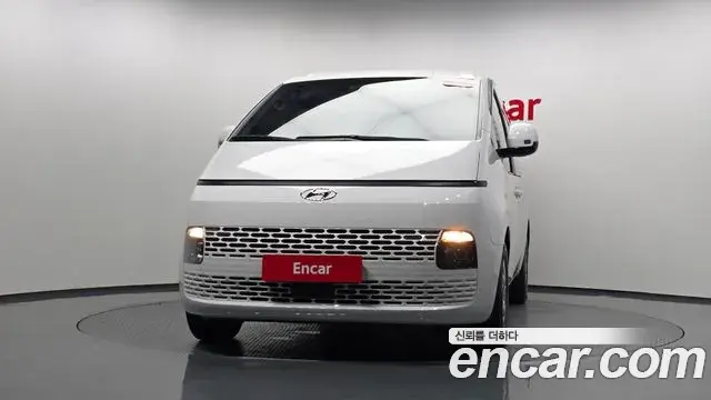 Hyundai Staria 2021 — Photo 3/20
