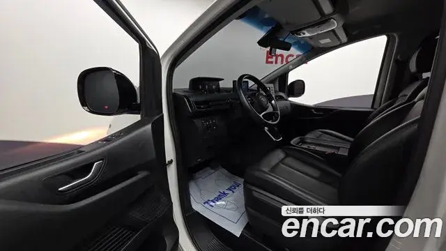 Hyundai Staria 2021 — Photo 10/20