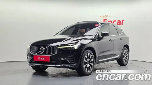 Volvo XC60 2022 — Şəkil 20/34