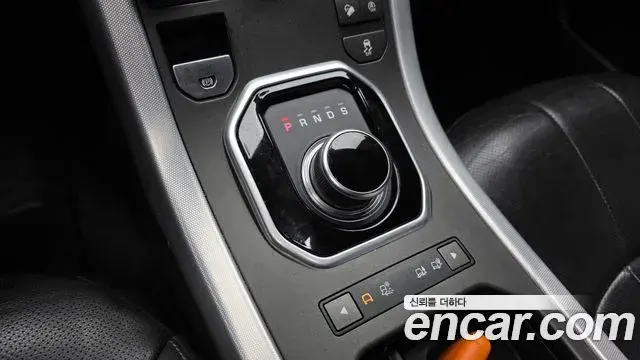 Land Rover Range Rover Evoque 2018 — Фото 9/20
