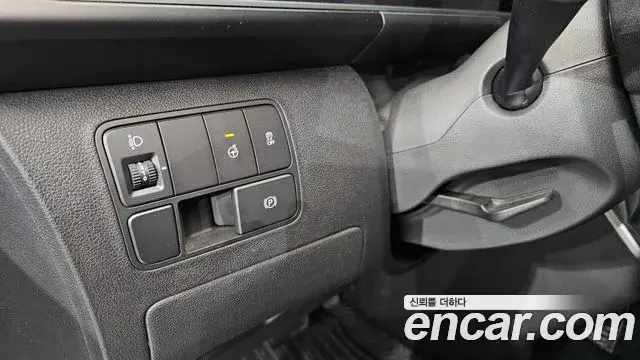 Hyundai Staria 2024 — Фото 17/20