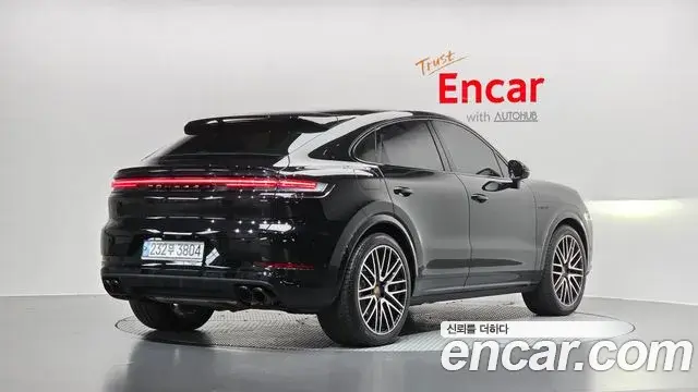 Porsche Cayenne 2025 — Фото 2/20