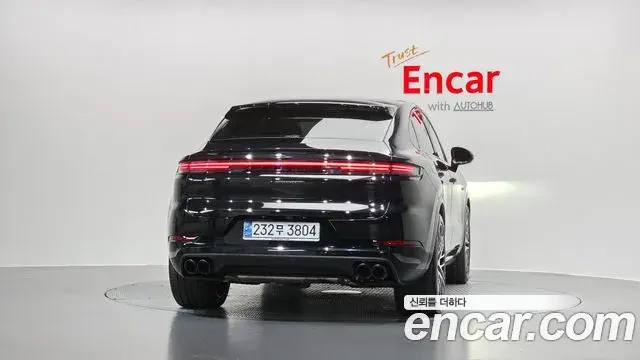 Porsche Cayenne 2025 — Фото 4/20