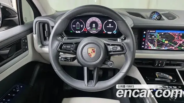 Porsche Cayenne 2025 — Фото 15/20