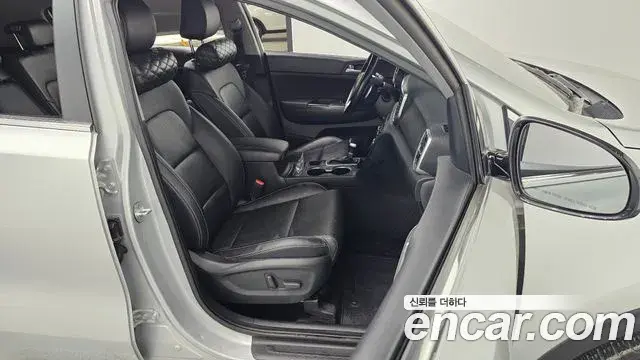 Kia Sportage The Bold 2019 — Фото 10/20