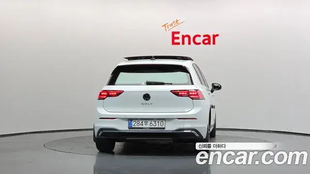 Volkswagen Golf 2026 — ფოტო 25/36