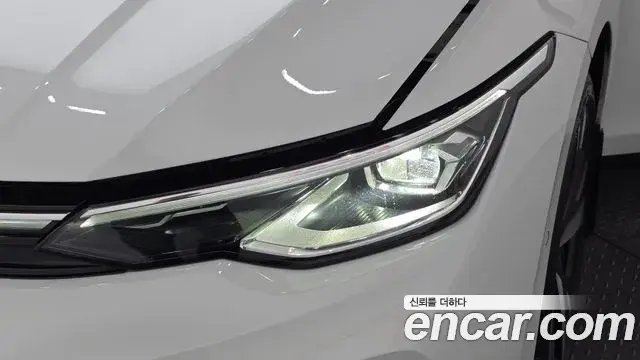Volkswagen Golf 2026 — ფოტო 28/36