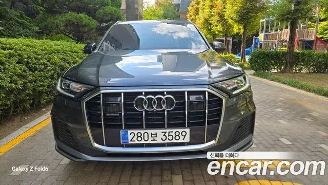 Audi Q7 2022 — Фото 9/20