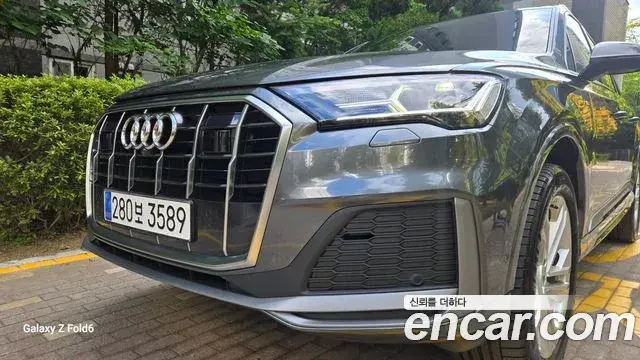 Audi Q7 2022 — Фото 20/20