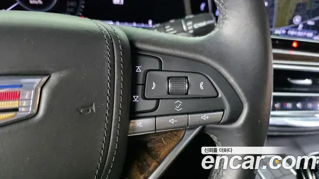 Cadillac Escalade 2022 — Photo 15/38