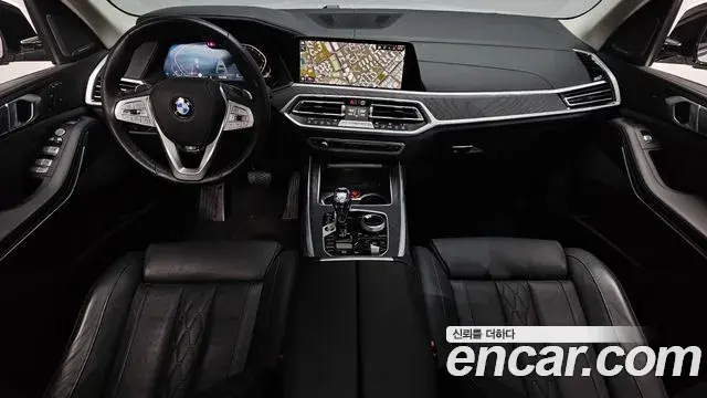 BMW X7 2021 — Фото 7/20