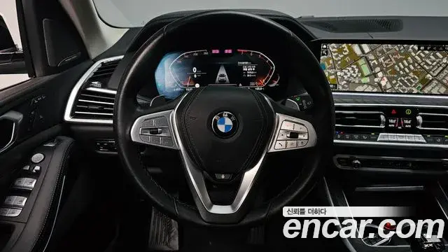 BMW X7 2021 — Фото 13/20