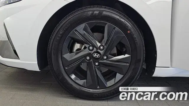 Hyundai Avante 2020 — Фото 5/20