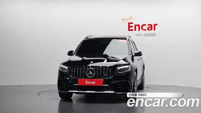 Mercedes-Benz GLB-Class 2025 — Photo 3/20