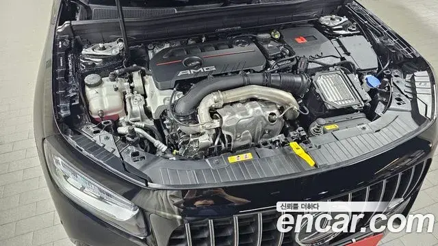 Mercedes-Benz GLB-Class 2025 — Photo 6/20