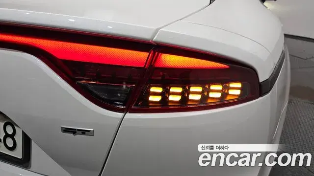 Kia Stinger Meister 2022 — Şəkil 24/35