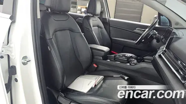 Kia Sportage 2022 — Фото 18/20