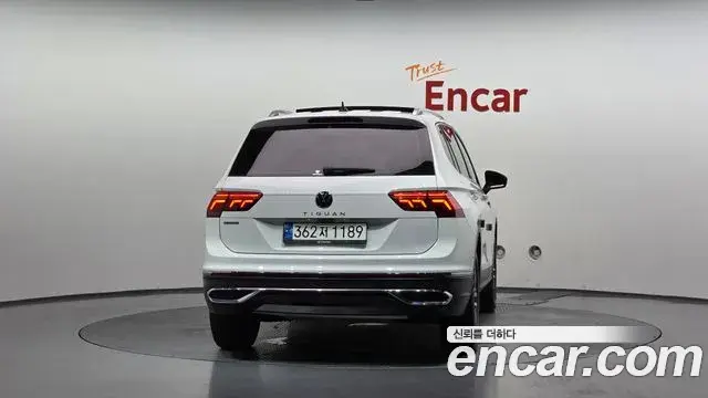 Volkswagen Tiguan Allspace 2023 — Photo 26/38