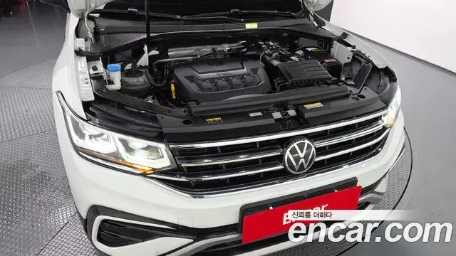 Volkswagen Tiguan Allspace 2023 — Photo 36/38