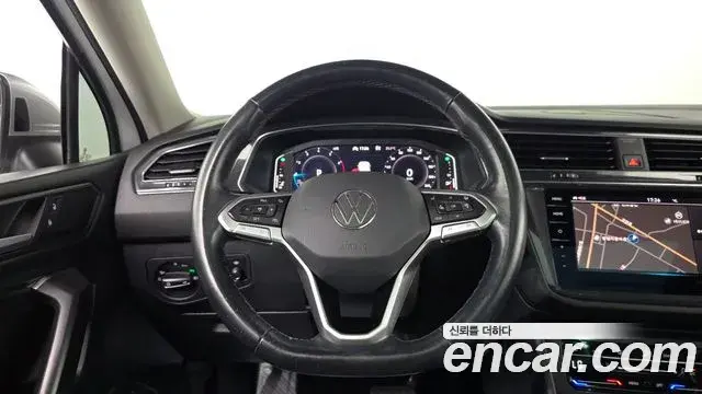 Volkswagen Tiguan Allspace 2023 — Photo 24/38