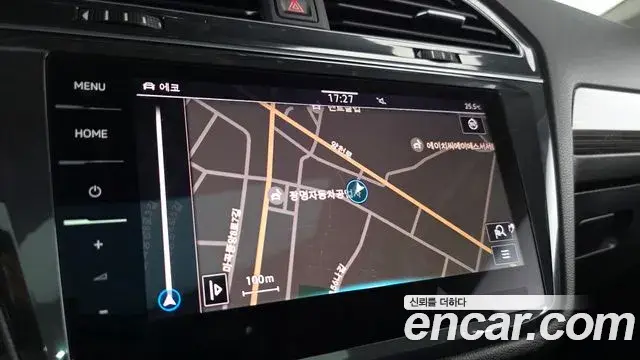 Volkswagen Tiguan Allspace 2023 — Photo 2/38