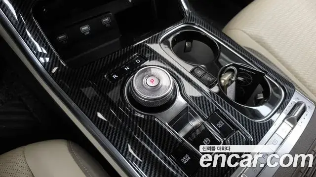 Kia Carnival 2021 — Фото 9/20