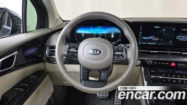 Kia Carnival 2021 — Фото 13/20