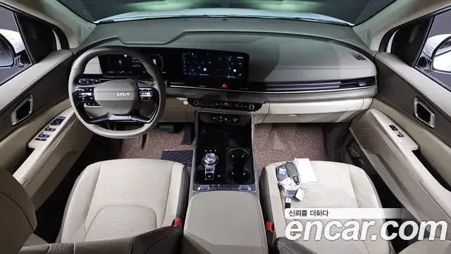 Kia Carnival 2025 — Photo 10/20