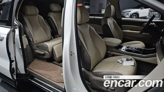 Kia Carnival 2025 — Photo 11/20