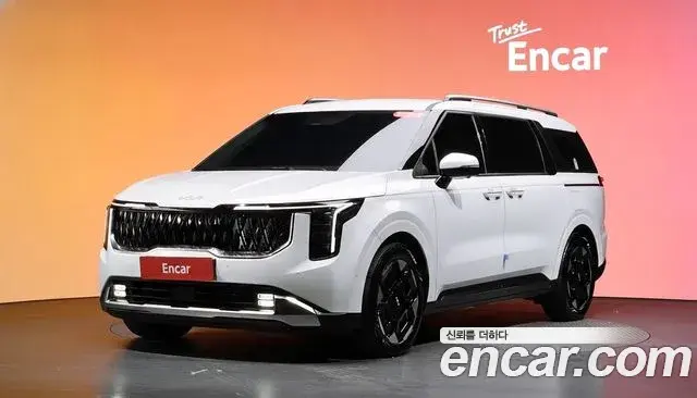 Kia Carnival 2025 — Photo 1/20