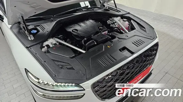Genesis GV70 2025 — Şəkil 14/31
