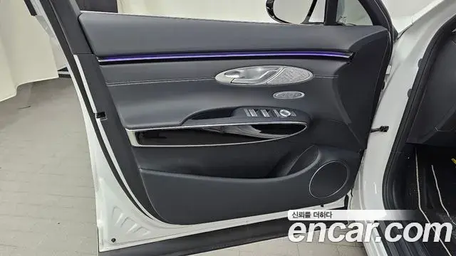 Genesis GV70 2025 — Şəkil 20/31