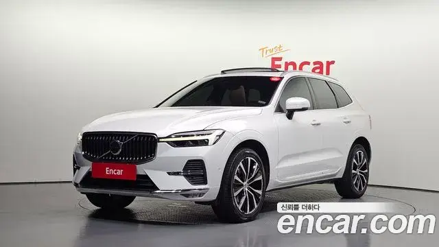 Volvo XC60 2023 — Фото 1/20