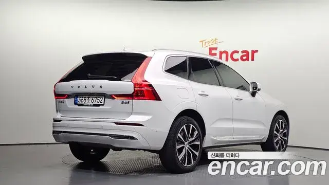 Volvo XC60 2023 — Фото 2/20