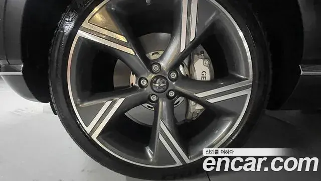 Genesis GV80 2025 — Фото 13/20