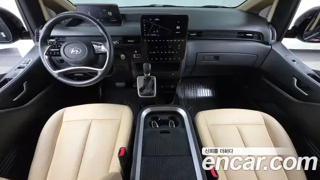 Hyundai Staria 2022 — Фото 7/20