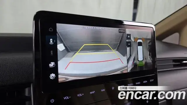 Hyundai Staria 2022 — Фото 15/20
