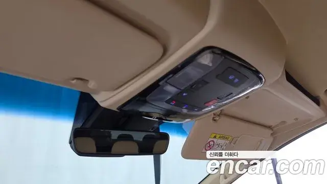 Hyundai Staria 2022 — Фото 17/20